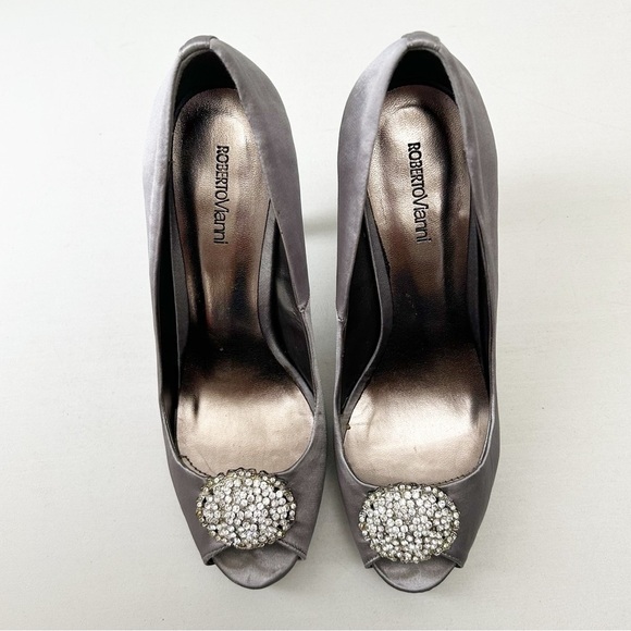 Roberto Vianni Silver Grey Satin Peep-Toe Platform Heels with Rhinestones Size 7 - Picture 4 of 15